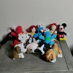 McDonald's kellogs vintage plushies 2005 lot